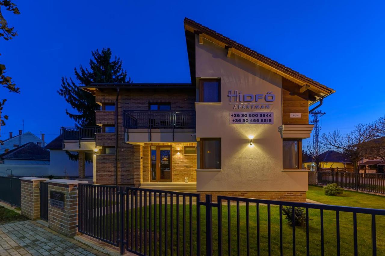 Hidfo Apartman-Nyugalom Szigetei Гюла Екстериор снимка